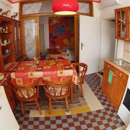 Joker Apartmanhaus アパート *