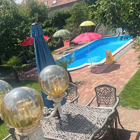 Joker Apartmanhaus * ヘーヴィーズ