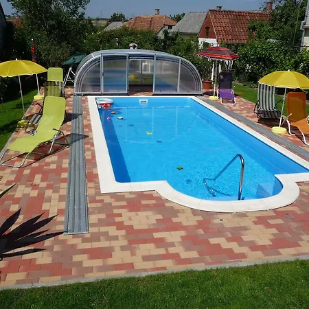 Joker Apartmanhaus דירה