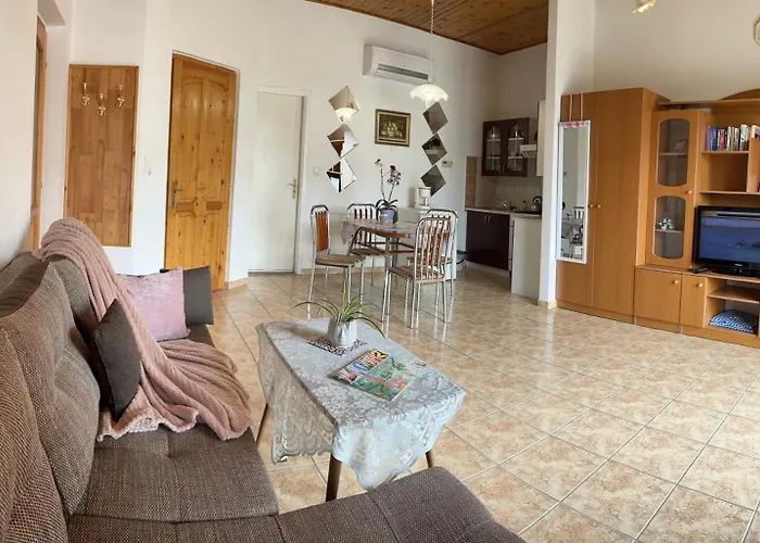 Joker Apartmanhaus Apartment *